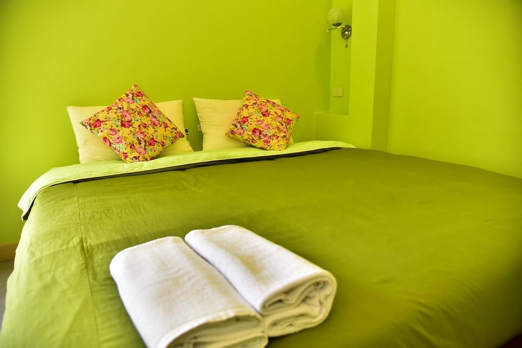The House At Pranburi Hotel Bagian luar foto